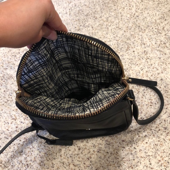 Vince Camuto Crossbody Bag - Picture 6 of 6
